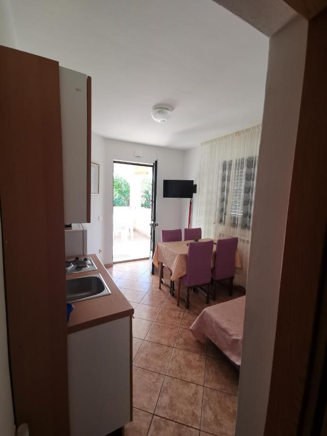 Apartments Porec Istria By Nina Екстериор снимка